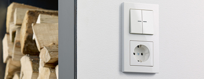 JUNG KNX Taster F 10 bei Elektro Scholz in Jessen / Elster OT Holzdorf