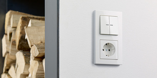 JUNG KNX Taster F 10 bei Elektro Scholz in Jessen / Elster OT Holzdorf
